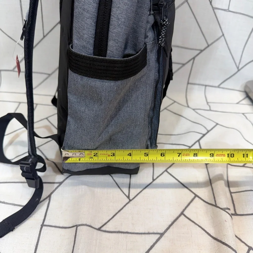Under Armour Backpack OSFM Grey UNC Bears‎ Laptop Sleeve Buckle Pocket